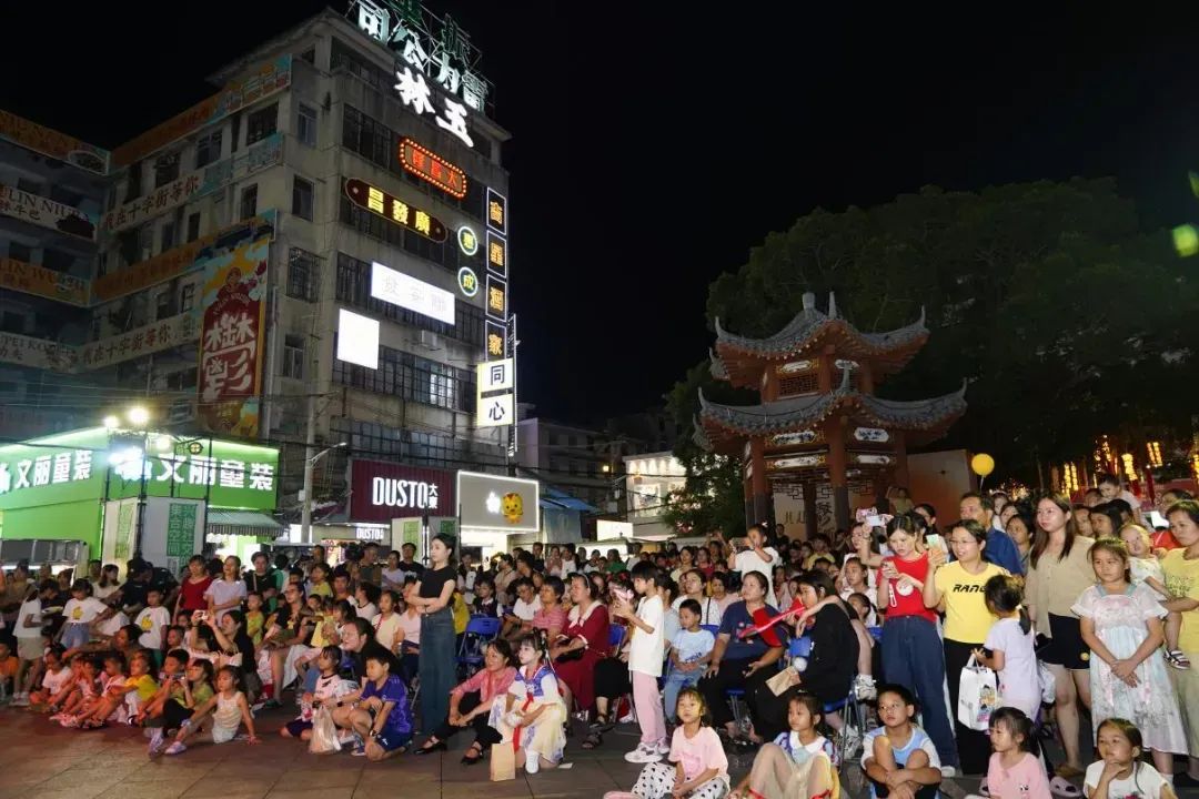 中秋节氛围_这波中秋氛围感已拉满_中秋氛围的语句