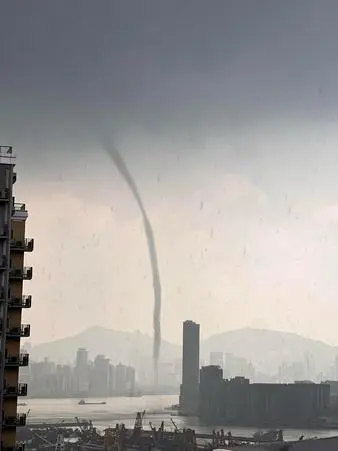 香港维多利亚海湾_香港维多利亚湾现巨大水龙卷_香港维多利亚港湾