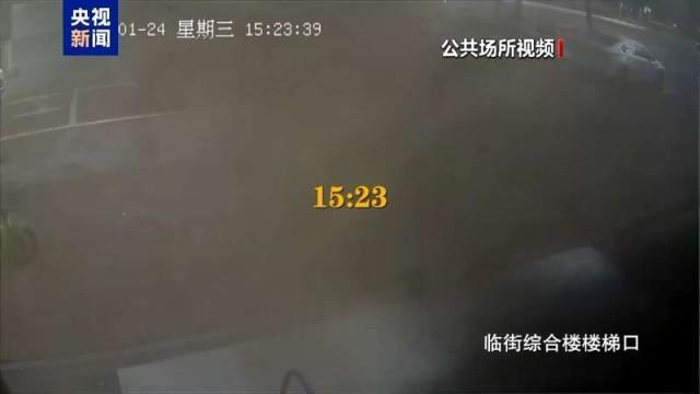 监控还原江西39人遇难火灾经过 违规施工酿悲剧