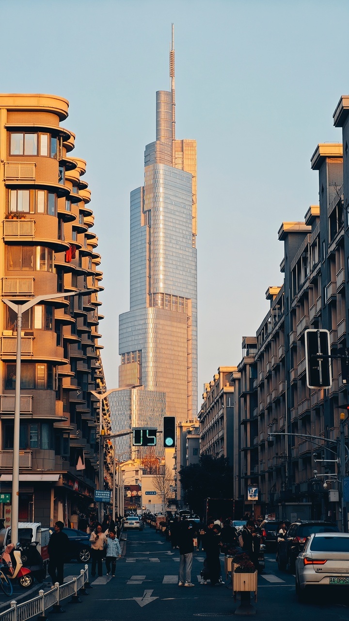 房地产向止跌回稳方向迈进_房地产平稳发展房价会涨吗_解读房地产稳预期