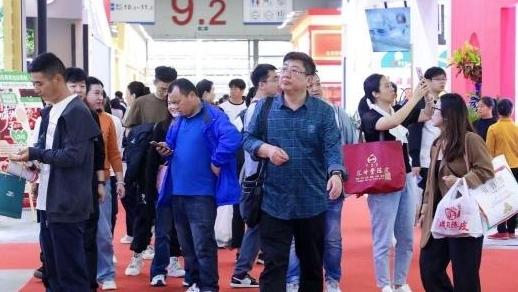 得闲来饮茶！2024广州茶博览会在广交会展馆开幕