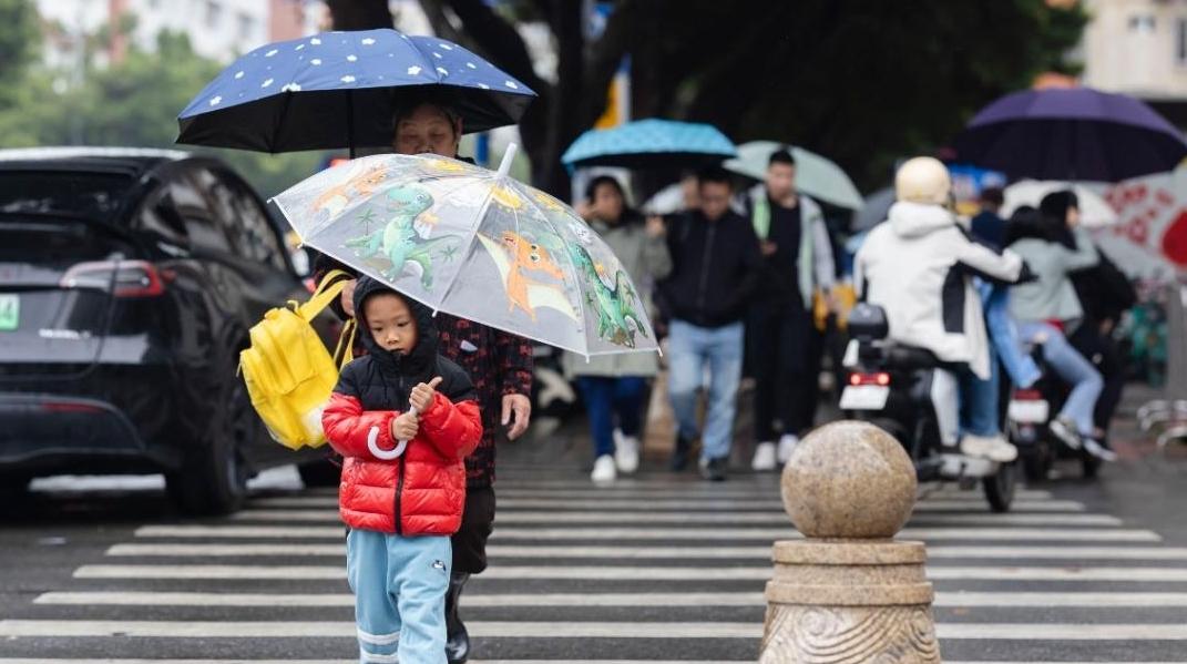 阳光才登场就余额不足，周日广州再转阴雨