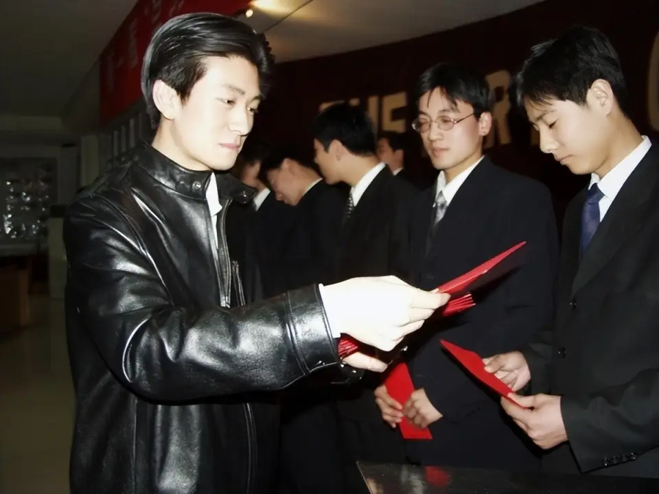 杨子崩溃大哭_崩溃杨子大哭视频_崩溃杨子大哭图片