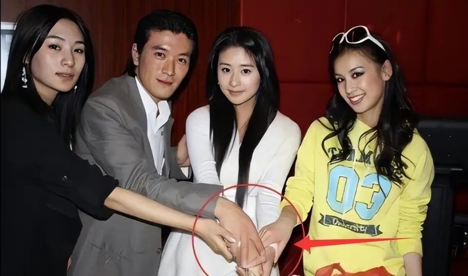 崩溃杨子大哭图片_崩溃杨子大哭视频_杨子崩溃大哭