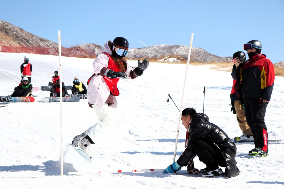 把群众冰雪运动热情保持下去_群众冰雪运动名词解释_冰雪运动的群众普及率最高