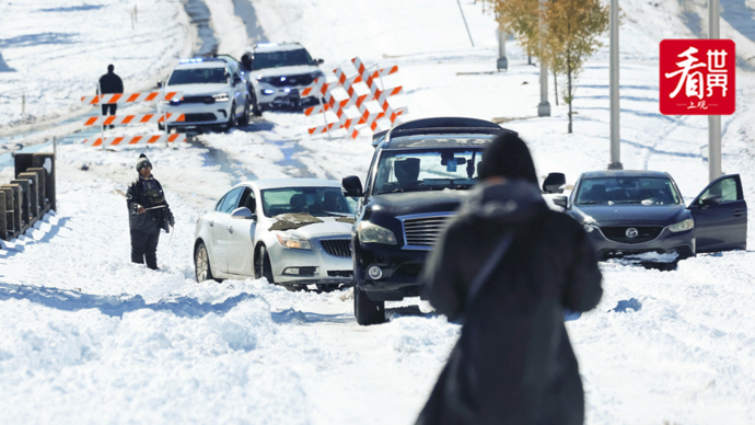 冬季风暴席卷美国多地_冬季风暴在美国已造成至少9人死亡_风暴冬季死亡造成美国人受伤