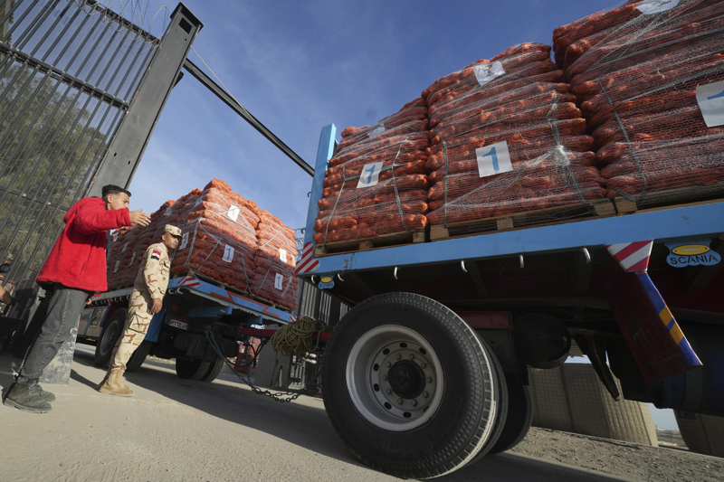 风暴冬季死亡造成美国人受伤_冬季风暴在美国已造成至少9人死亡_冬季风暴席卷美国多地