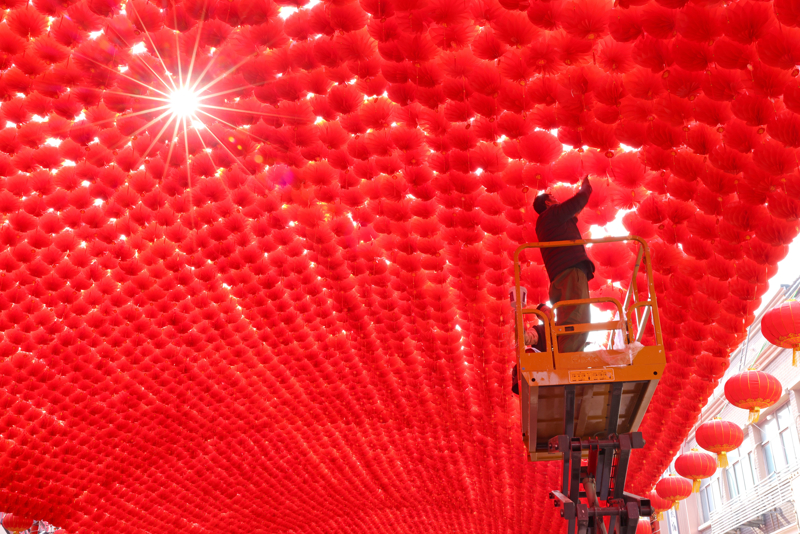 冬季风暴在美国已造成至少9人死亡_风暴冬季死亡造成美国人受伤_冬季风暴席卷美国多地