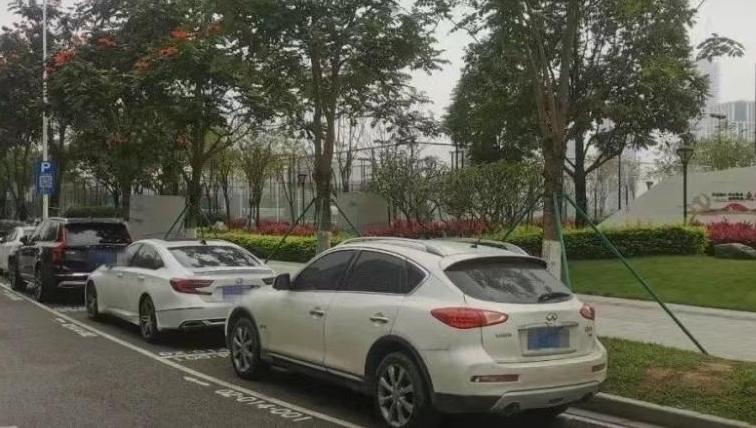 配合烟花汇演 沿江西路等全天准停临时泊位暂停使用