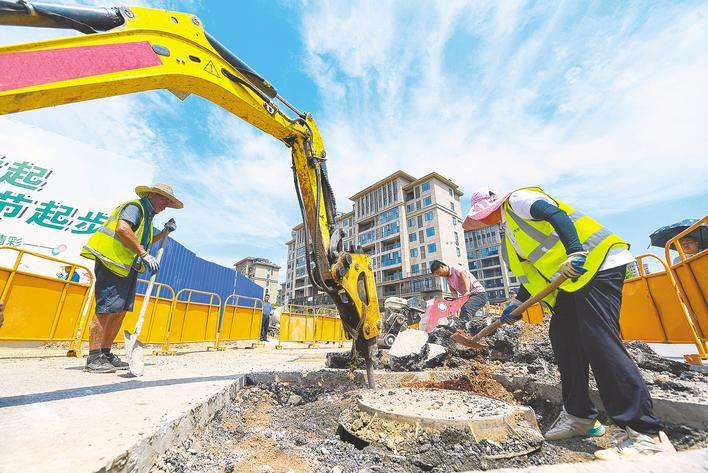 让人民过上幸福生活是头等大事_反映人民幸福生活视频_人民生活幸福例子