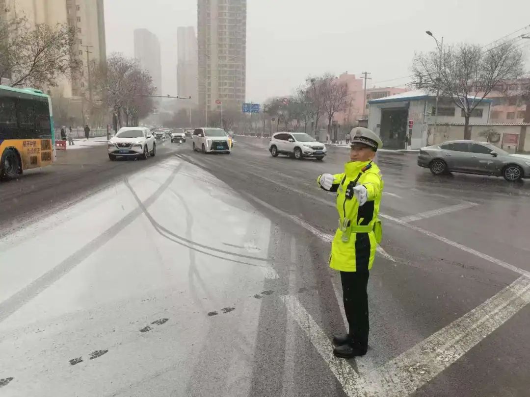 瑞雪兆丰年下一句是什么_瑞雪兆丰年指的是什么时候的雪_瑞雪兆丰年