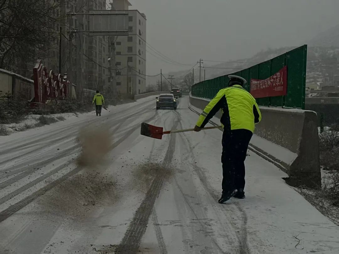 瑞雪兆丰年_瑞雪兆丰年指的是什么时候的雪_瑞雪兆丰年下一句是什么