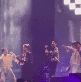 凤凰传奇一开口就是国泰民安_凤凰传奇一开口就是国泰民安_凤凰传奇一开口就是国泰民安