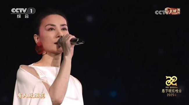 她1小时写完王菲新歌的词