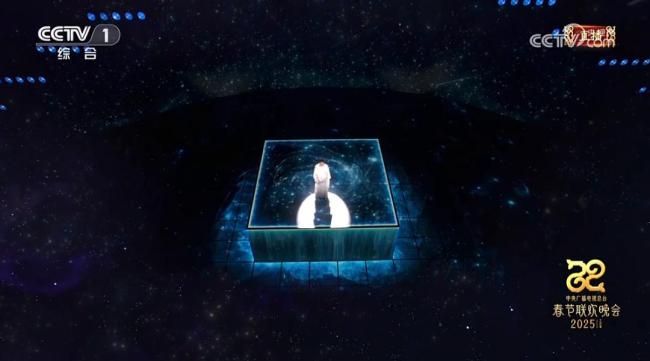 她1小时写完王菲新歌的词 才华横溢创作背后的故事