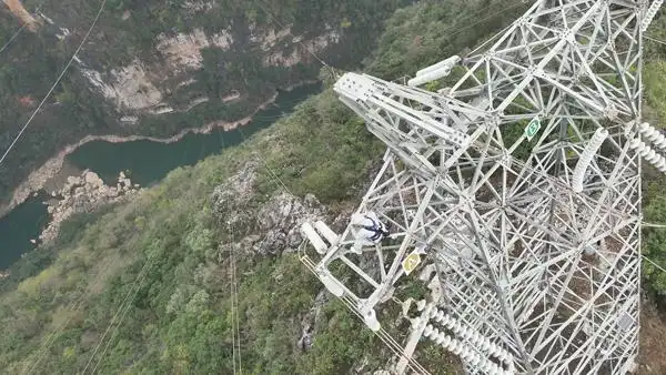 坚守是最特别的“年味”_坚守意味着_坚守的味道