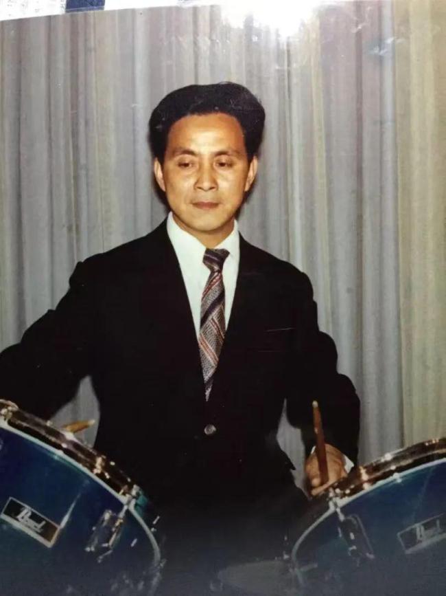 爷爷在春晚上看到自己了 种花爷爷的浪漫故事