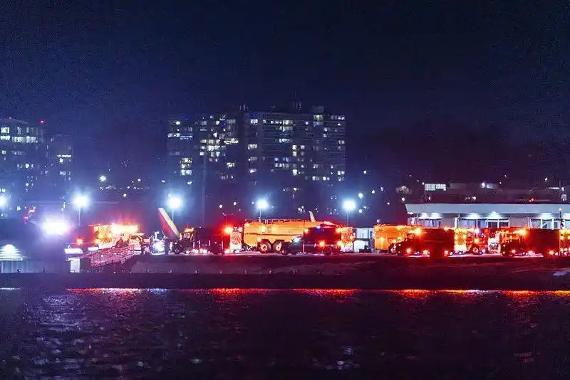 美撞机事故中有2名中国公民遇难_撞击事故_撞机事件赔偿