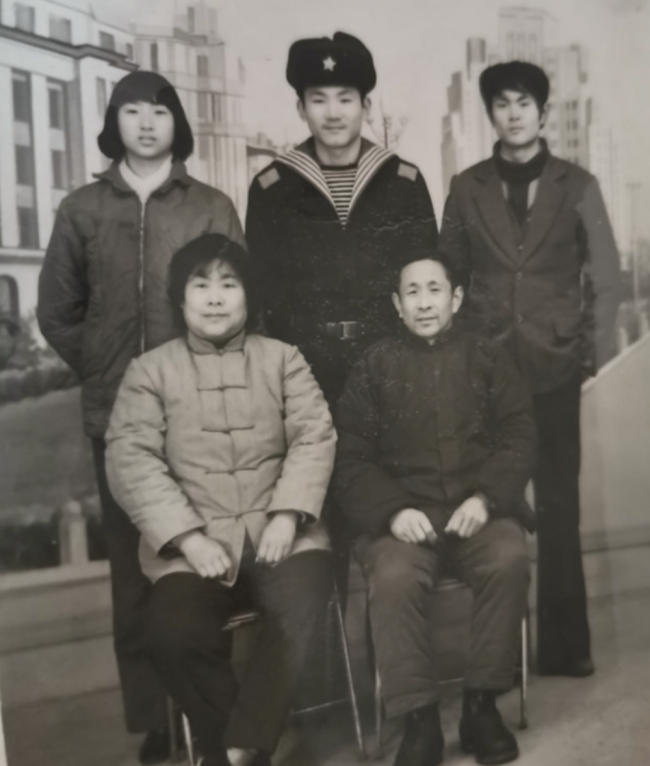 核潜艇退伍老兵 来自深海的无声守护 无名英雄的海底岁月