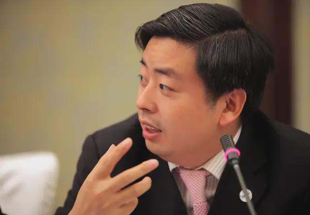 叶国富 又给资本上了一课