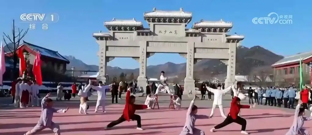 南北民俗闹新春 欢欢喜喜过大年_闹新春民乐_欢喜闹元宵