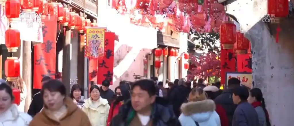 南北民俗闹新春 欢欢喜喜过大年_闹新春民乐_欢喜闹元宵