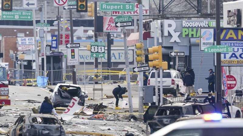 费城坠机事故已致7死19伤_费城坠机事故已致7死19伤_费城坠机事故已致7死19伤