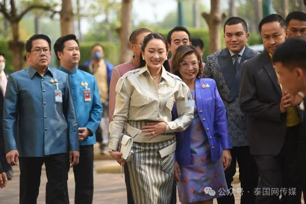 泰国高铁最后谁中标了_泰国内阁批准中泰高铁二期项目_中国泰国高铁什么通车