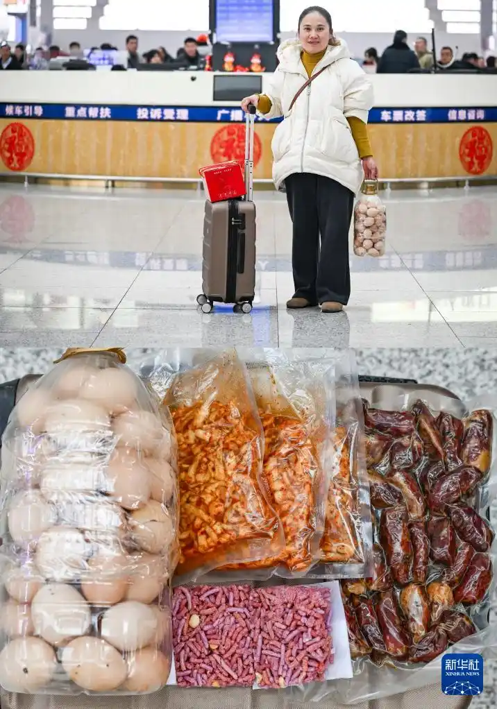 牵挂的家_牵挂在远方_离家的行囊装满爱与牵挂