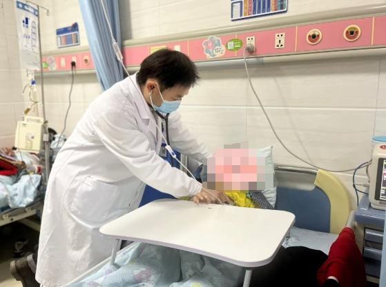 5岁双胞胎口鼻出血确诊鼠药中毒