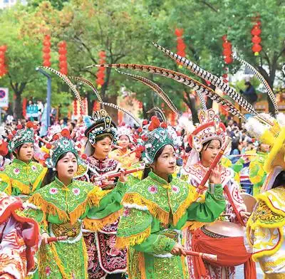 新春新气象 欢乐幸福年_新年新春新气象的下联是什么_新春新年新气象下一句押韵