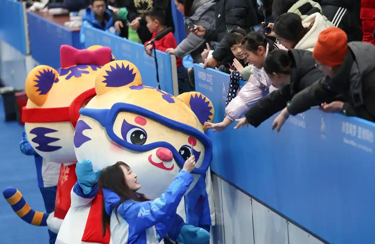 亚冬会2025_当亚冬会遇上中国年_2024亚冬会