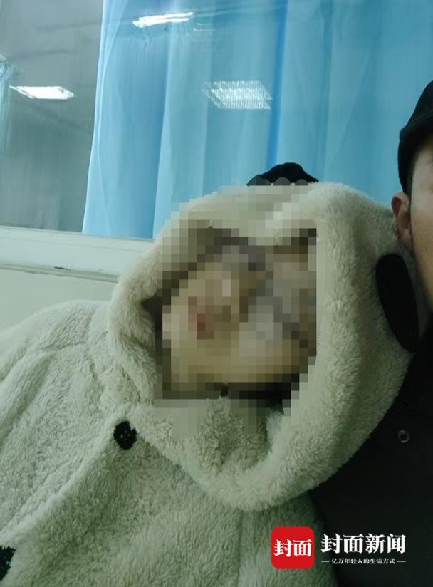 17岁女孩患多种癌症 父亲卖房救女 中年父亲倾尽所有