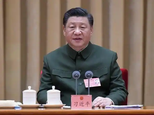 升起五星三面红旗是什么歌_升起五星三面红旗的句子_三面五星红旗同时升起