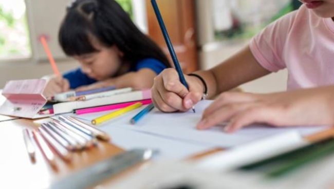 多地学校提前开学已被叫停 维护学生权益