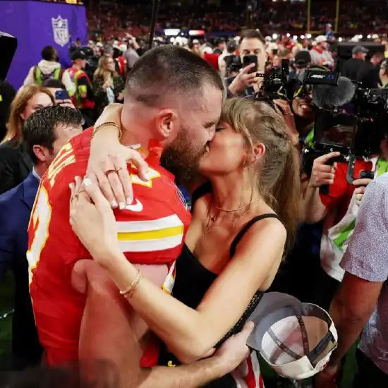 超级碗中场秀_超级碗中场秀多长时间_2021超级碗中场秀歌曲