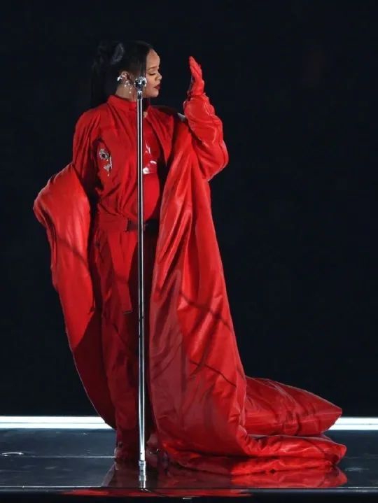 2021超级碗中场秀歌曲_超级碗中场秀_超级碗中场秀是什么意思