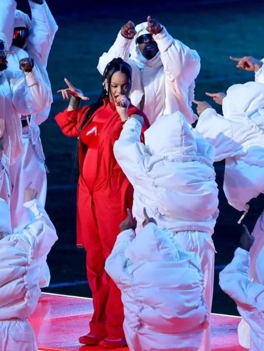 超级碗中场秀是什么意思_2021超级碗中场秀歌曲_超级碗中场秀