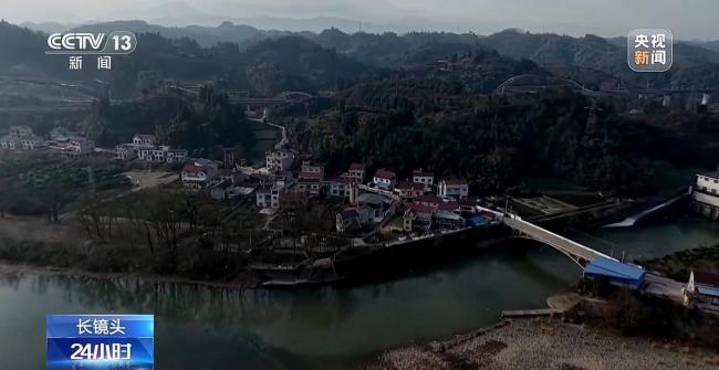 “慢火车”驶出“幸福路” 助力农户增收致富