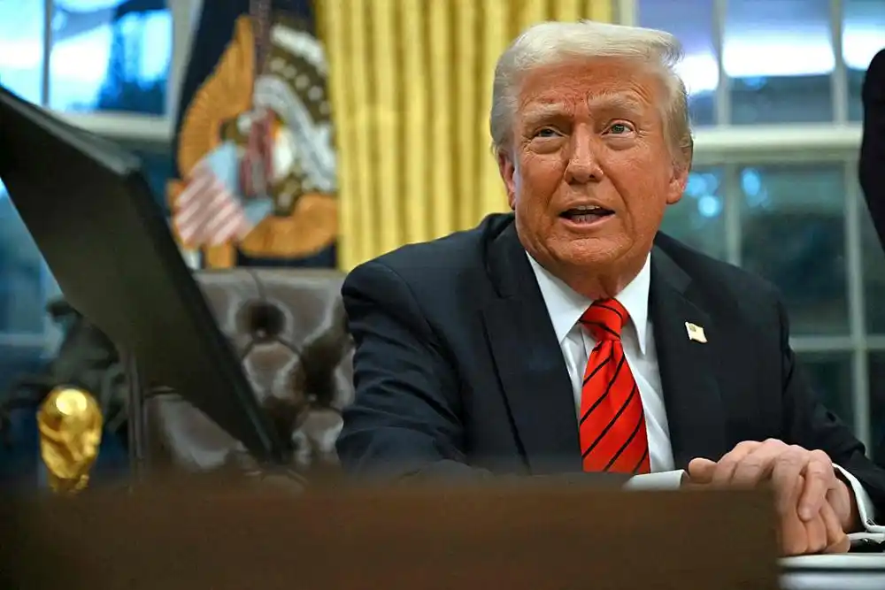 特朗普将暂缓确定俄乌“和平计划”_特朗普承诺和平交接_特朗普拒绝承诺“和平交权”