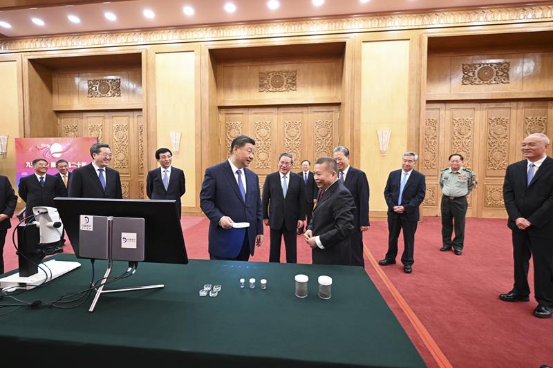 飞天揽月是中华民族延续千年的梦想_中华民族的飞天梦想_中华民族的飞天梦是怎样逐步