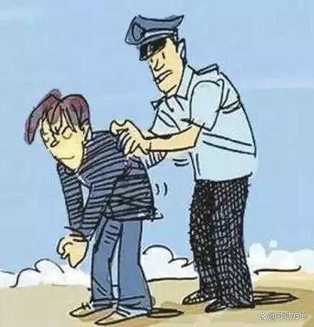 女子称面试时被七旬董事长猥亵