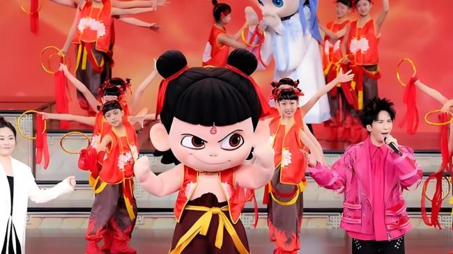 央视元宵晚会收视破十 断层领跑卫视