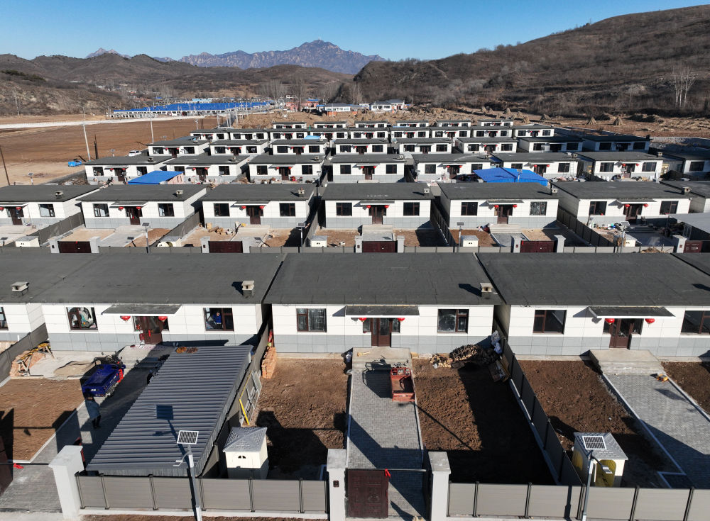 乘着改革开放的时代大潮阔步前行——习近平主席二〇二五年新年贺词激励人民满怀希望迎接新的一年