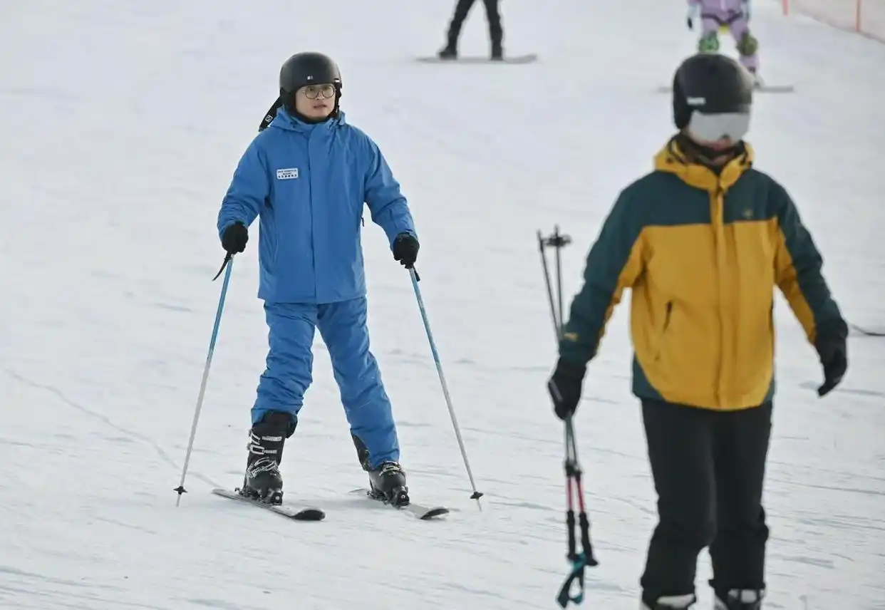 冰天雪地是金山银山怎么理解_冰天雪地也是金山银山_金山银山在哪