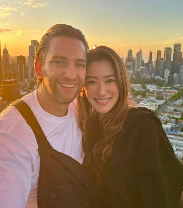 谢霆锋妹妹谢婷婷官宣恋情_谢霆锋谢婷婷小时候照片_谢婷婷的哥哥