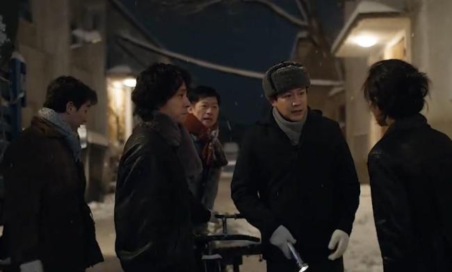 何家艺破产全家支援 大姐夫助东山再起