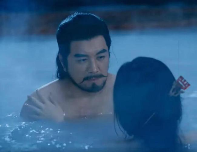 《演员3》问谁整容只有刘梓晨站起来 争议艺人引发热议