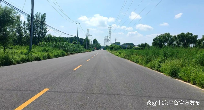 风翩翩云芊芊青山绿水间_青山绿水间下一句诗词_绿水青山间