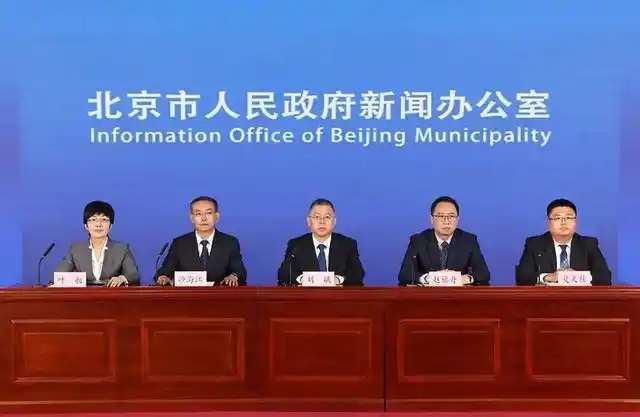 青山绿水间白云已走远是什么歌_绿水青山间_风翩翩云芊芊青山绿水间